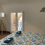 Apartament Portico Dei Servi Historical