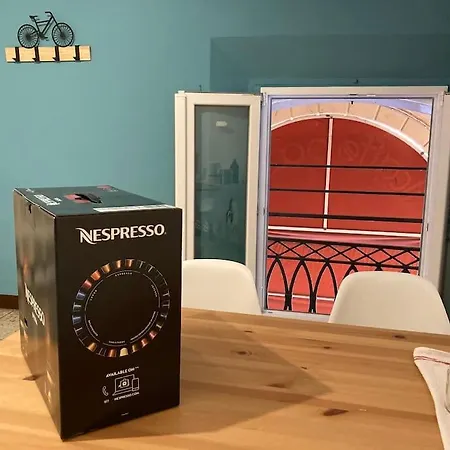 Apartment Portico Dei Servi Historical Bologna