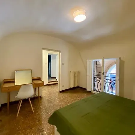 Portico Dei Servi Historical Apartment *