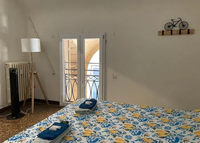 아파트 Portico Dei Servi Historical