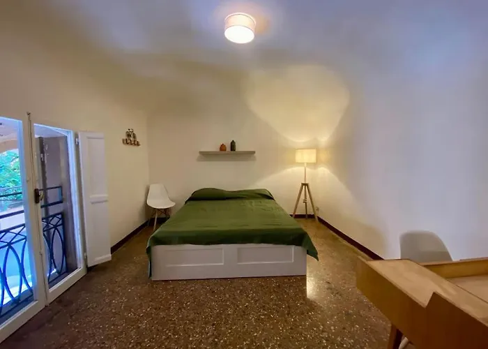 아파트 Portico Dei Servi Historical *