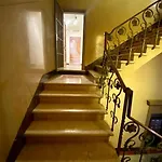 Portico Dei Servi Historical * Bologna